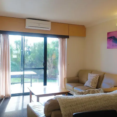 Margaret River Beach Apartments-3