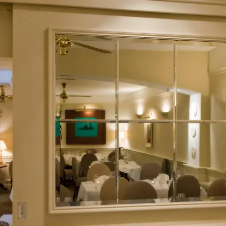 Aherne'S Townhouse Hotel And Seafood Restaurant-3