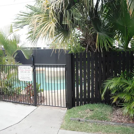 Cool Palms Motel-2