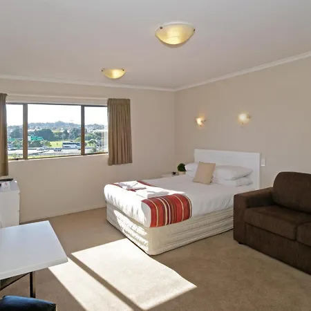 Airport Harbour Motel-2