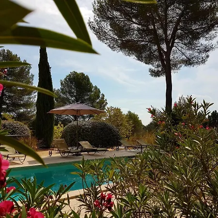Les Mazets du Luberon-3
