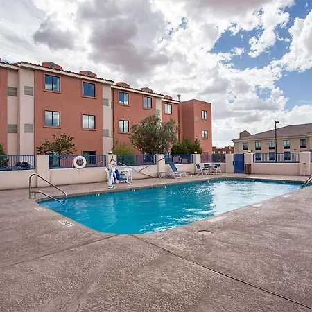Motel 6-Page, Az-2