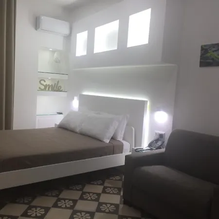 Villa Adelaide Suite & Room-2