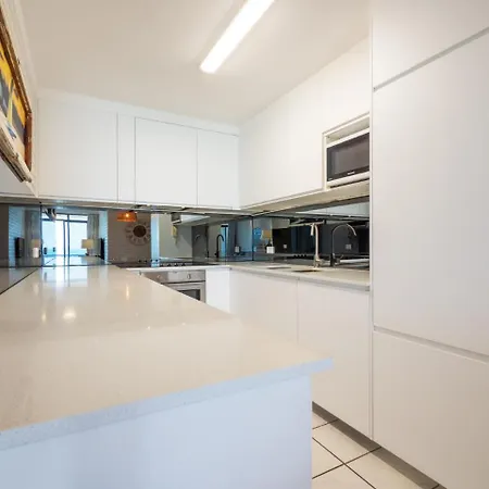 Edgecliffe Unit 4 4 Esplanade Kings Beach-3