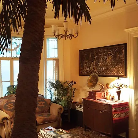 Auberge King Edward Bed And Breakfast-2