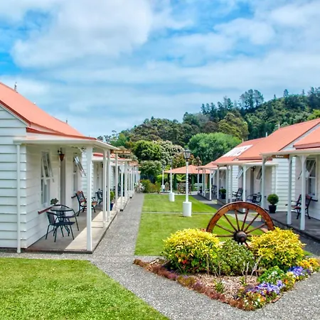 Coromandel Cottages-2