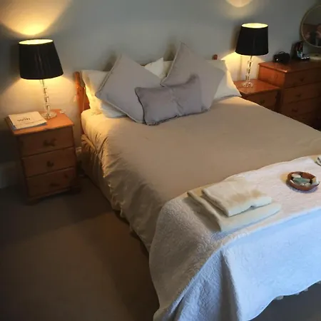 Holly Lodge-3
