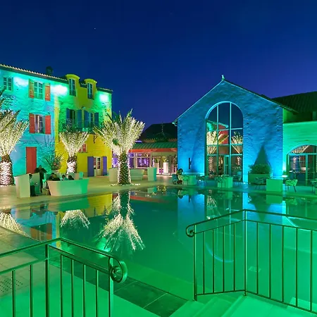 Le Stelsia Resort-3