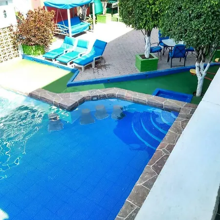 Casa de Huéspedes May-2