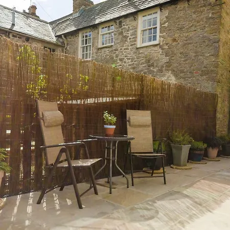 Pinfold House-2