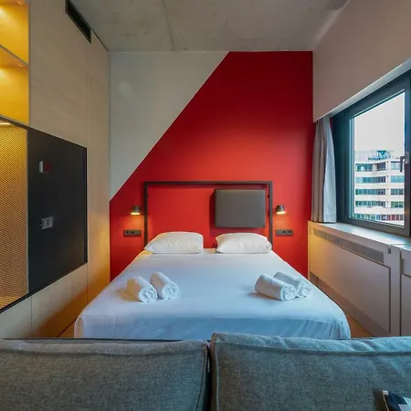 Via Suites-2