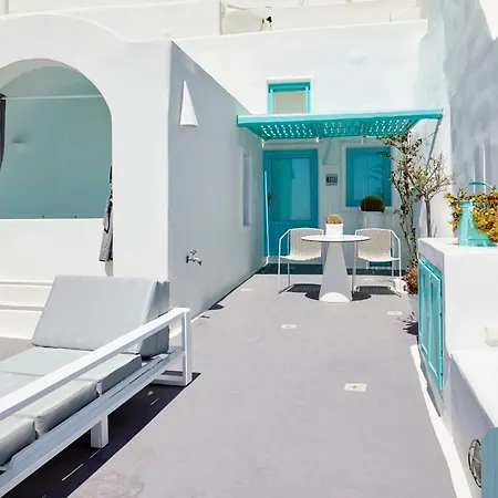 Dreams Luxury Suites-2