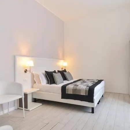 Lata Luxury Rooms-2