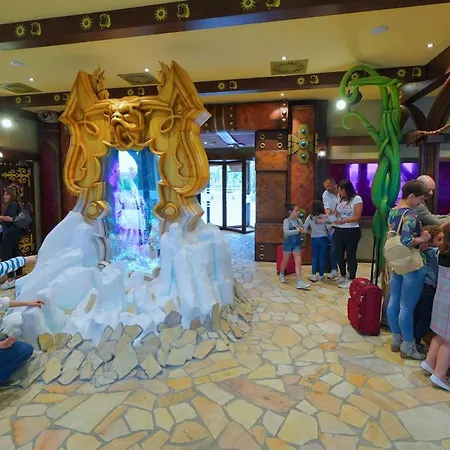 Gardaland Magic Hotel-3
