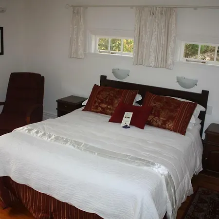 Paheke Boutique Lodge-2