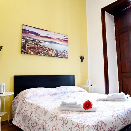 Vic' Street B&B-3