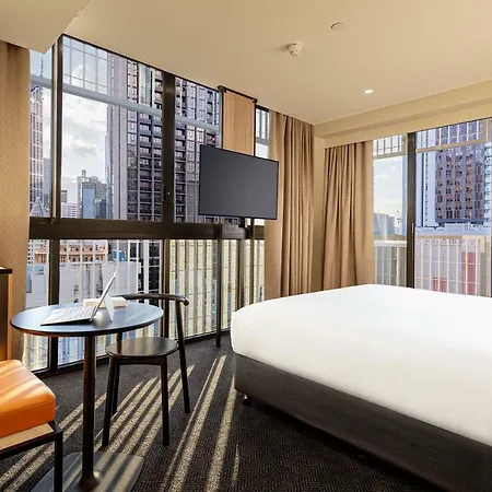 Brady Hotels Jones Lane-2