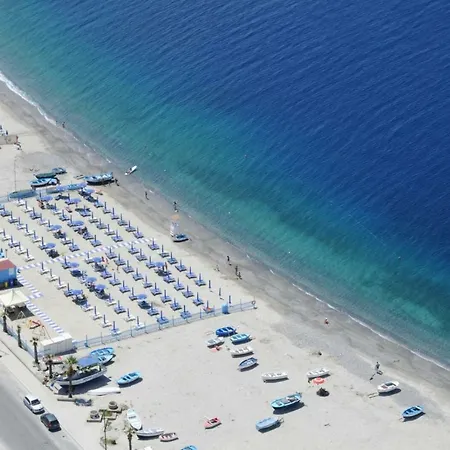 B&B A due Passi dal Mare-3