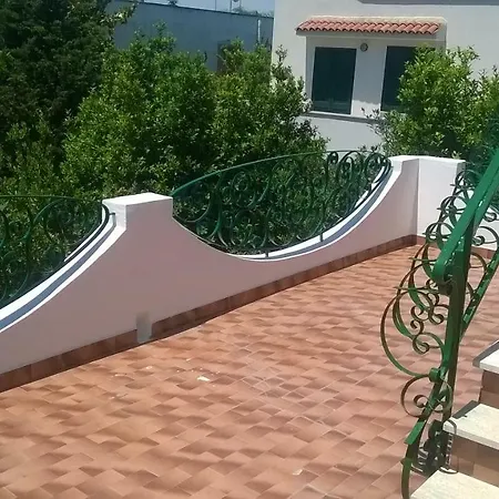 B&B Il Villino Torre Dell'Orso-2