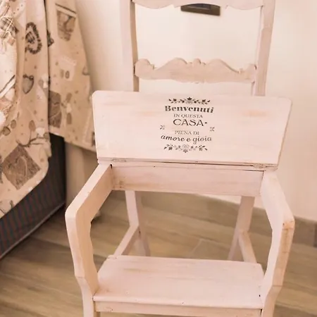 Florence Shabby Chic Home-2