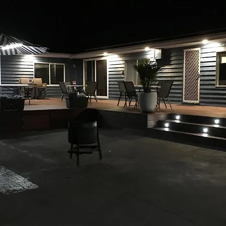Laguna Lodge Group Accommodation-3