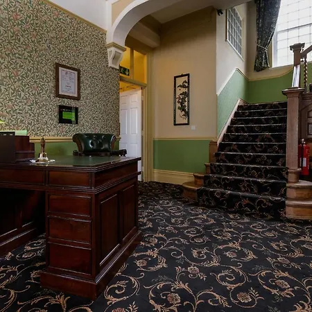 Crown Lodge-2