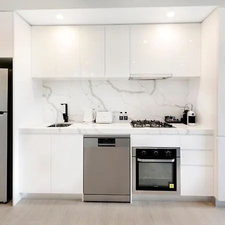 The Hamptons Apartments - St Kilda-3