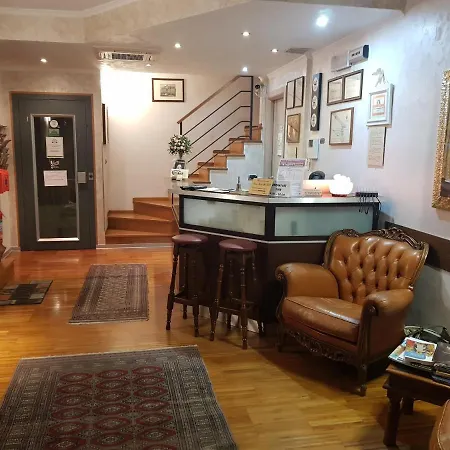 Aurelia Garden Gold B&B-3