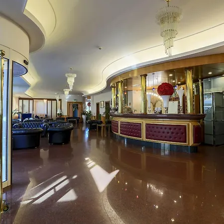 Hotel Ambassador-2