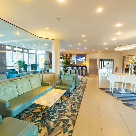 Best Western Plus Evreux Palais Des Congrès-3
