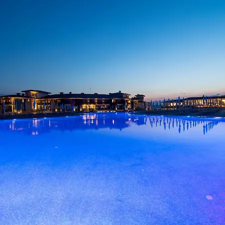 Nevis Resort & Aqua Park-2