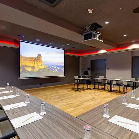 Qube Hotel Bahnstadt-2