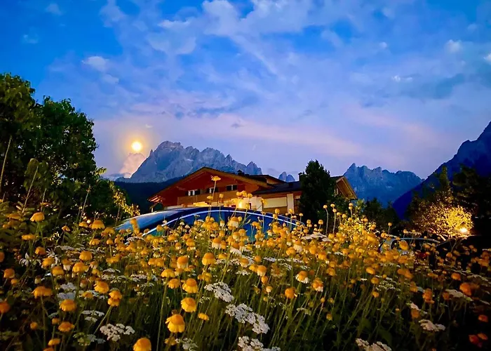 Hotel Holzer