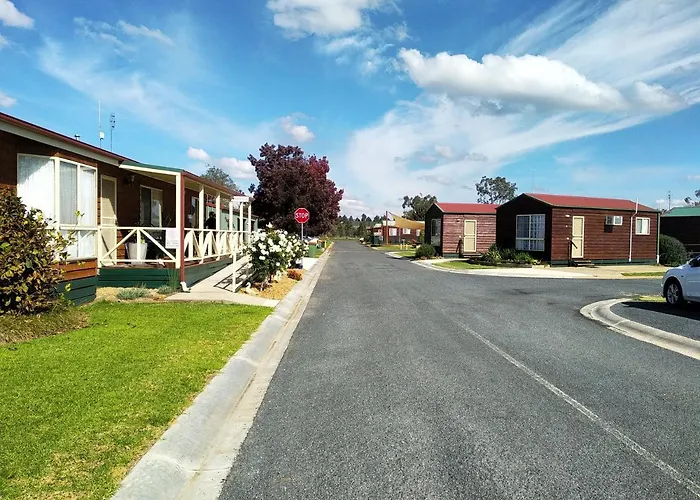 Holbrook Motor Village