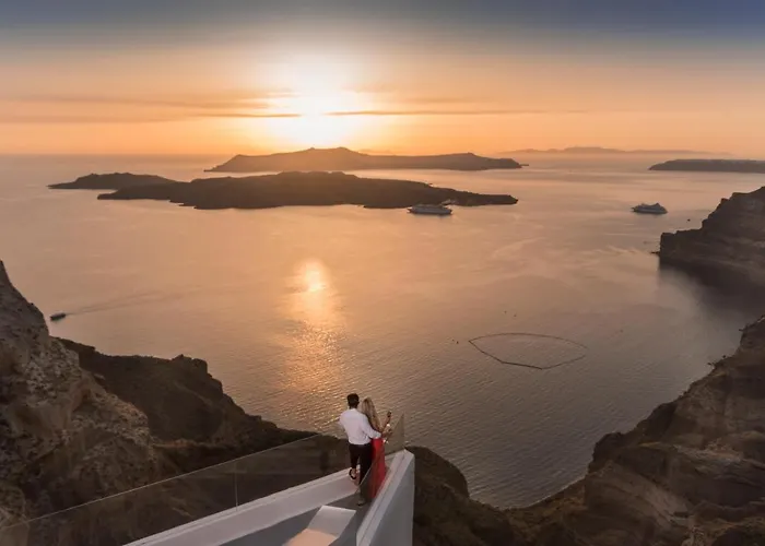 Symphony Suites Santorini