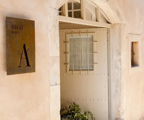 Arkhé Boutique