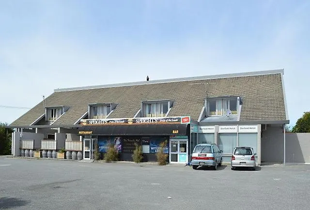 Darfield Hotel
