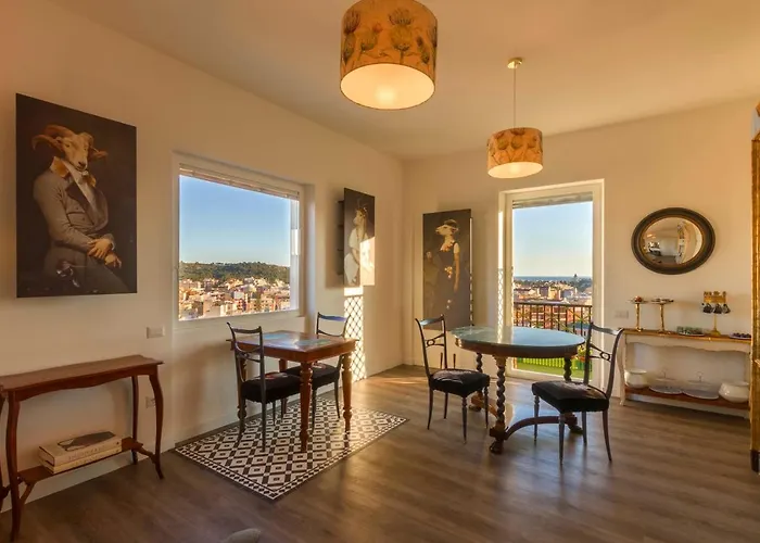 Eleventh Floor Suites