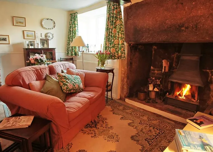Brook Farmhouse Tedburn
