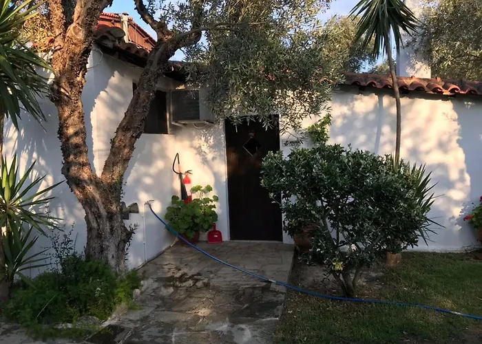 Oasis Aparthotel Skiathos Town