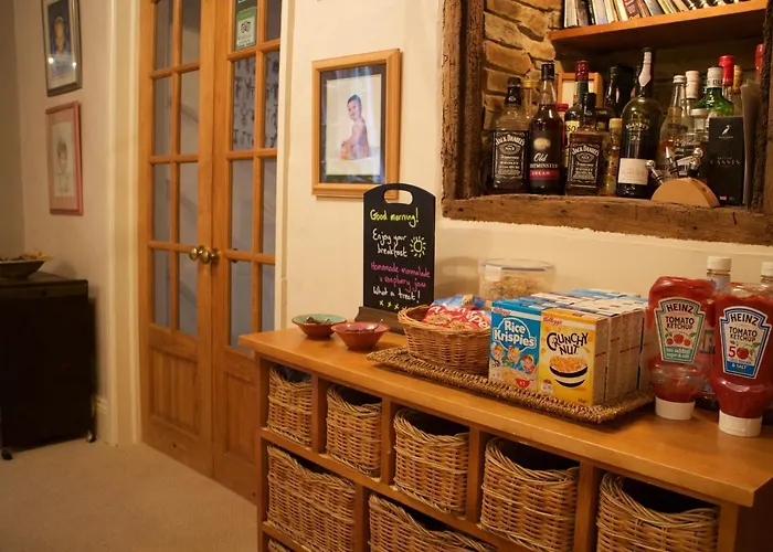 Court Barton Farm Bed & Breakfast Aveton Gifford