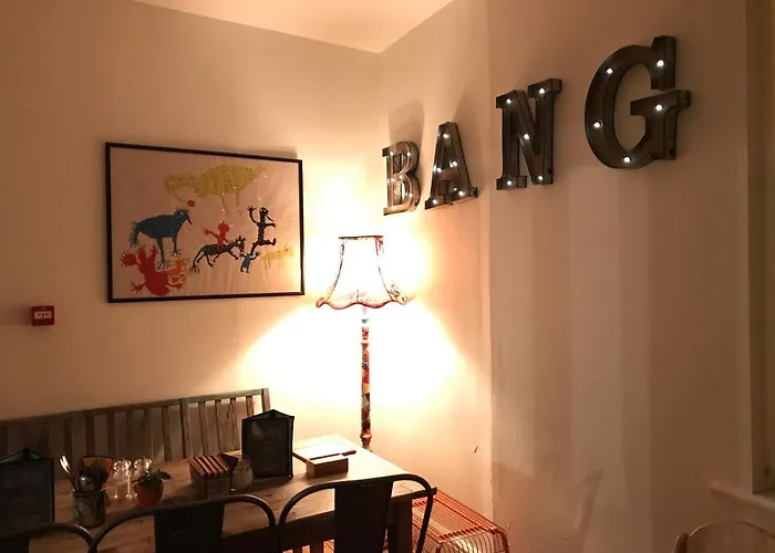 Bang In Wells Bed & Breakfast