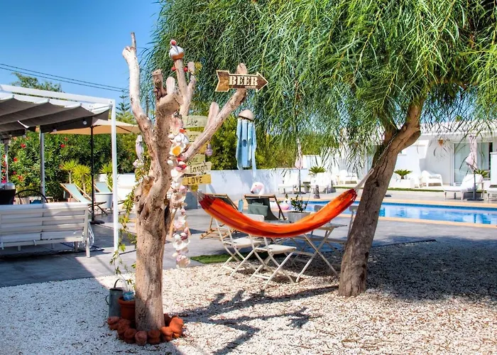Finca Pura, Clothing Optional Guestrooms