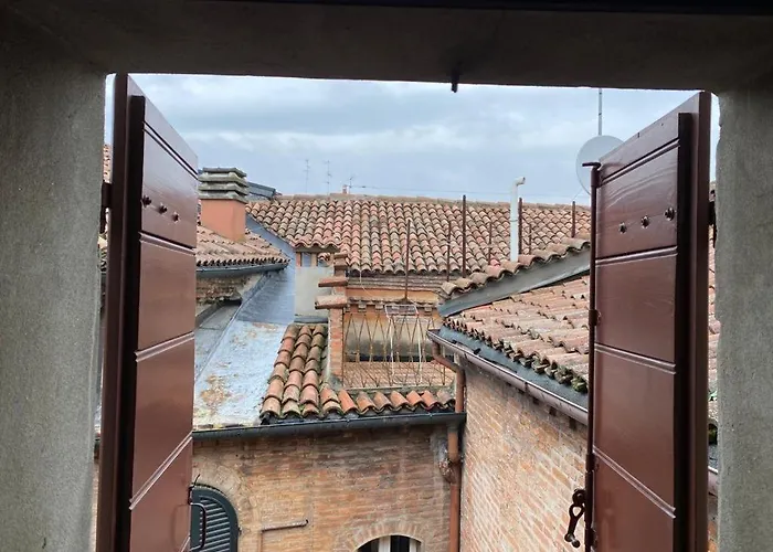 Le Case Cavallini Sgarbi di Rina Cavallini Ferrara
