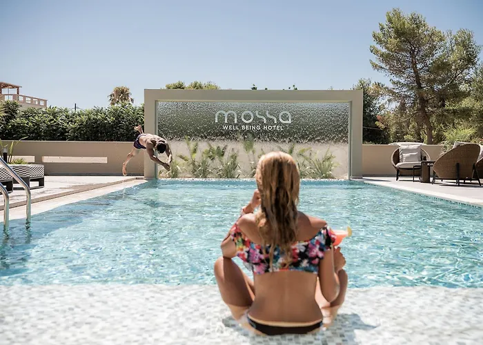 Mossa Well Being Hotel - Heated pool&Wellness Spa Kato Daratso