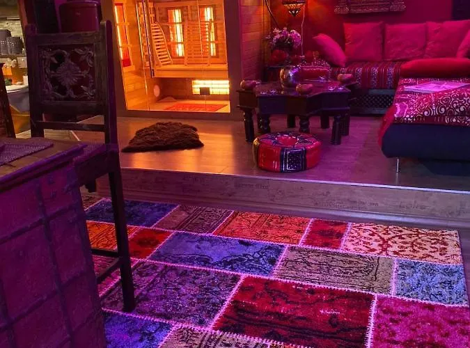 Whirlpool Suite Marrakesch-Lounge Stelle