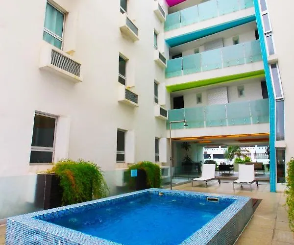 Nu Hotel
