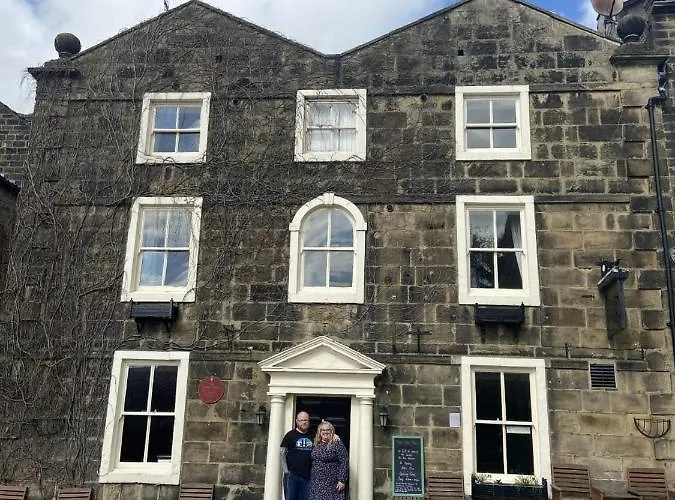 Talbot House Bed & Breakfast And Tearoom