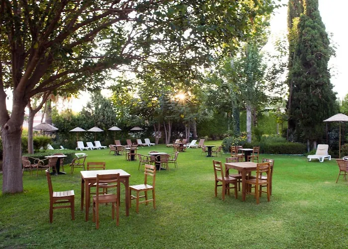 Hotel Akbulut & Spa Guzelcamlı