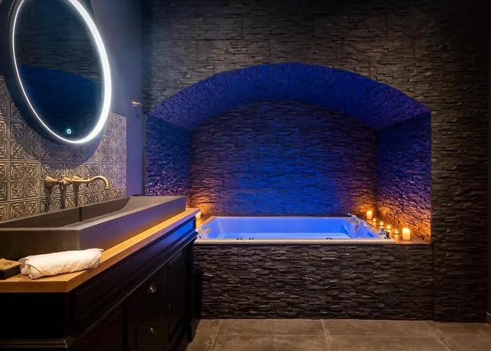 La Bastide Du Rocher Boutique &Spa